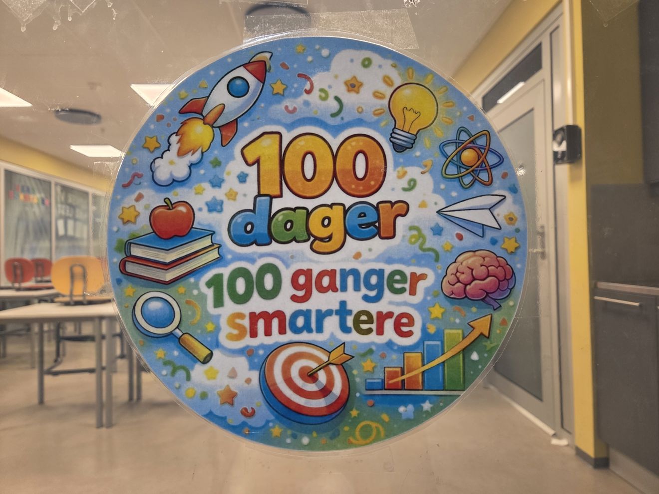 Foto: Osloskolen/Karl Andre Bertheussen et stort eggformet objekt