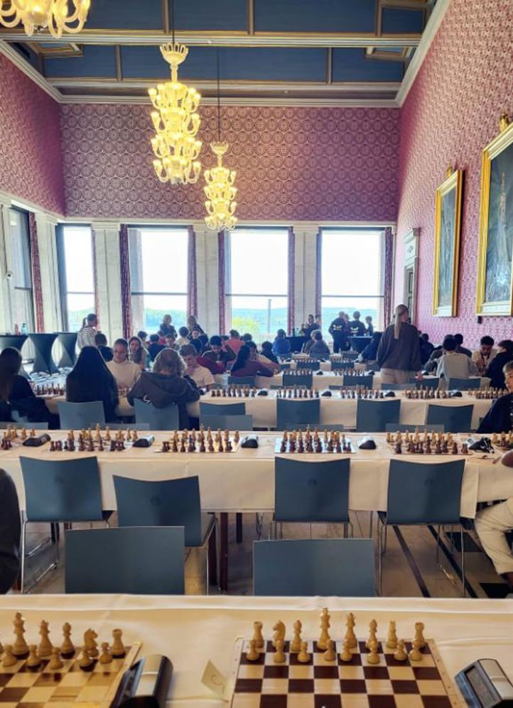 Sjakkturnering i rådhuset